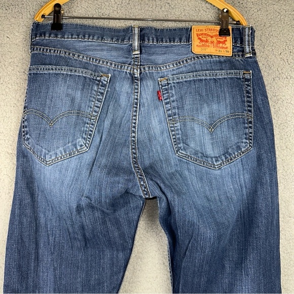 Levi's 505 Jeans Mens 36x30 Blue Distressed Regular Fit Straight Classic Denim - Picture 4 of 10